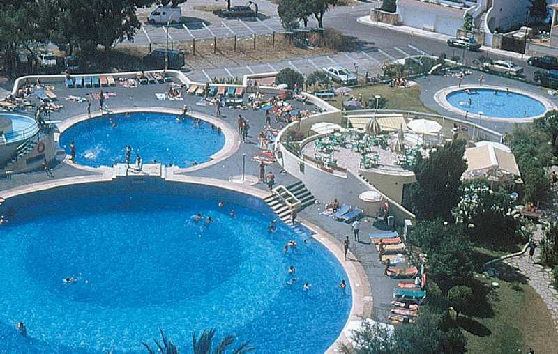 Isla De Rosas Hotel Exterior photo